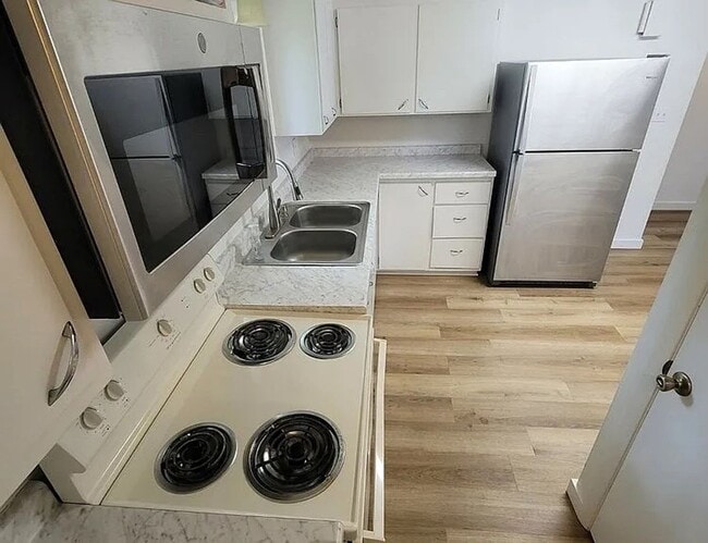 Photo - 1403/1405 Daley Avenue Unit 1405