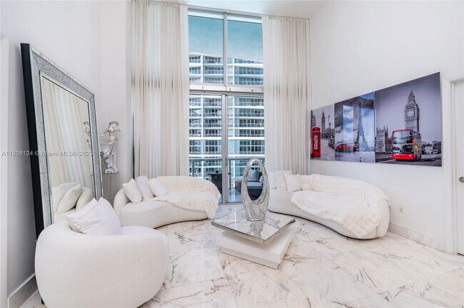 Photo - 475 Brickell Ave Condo