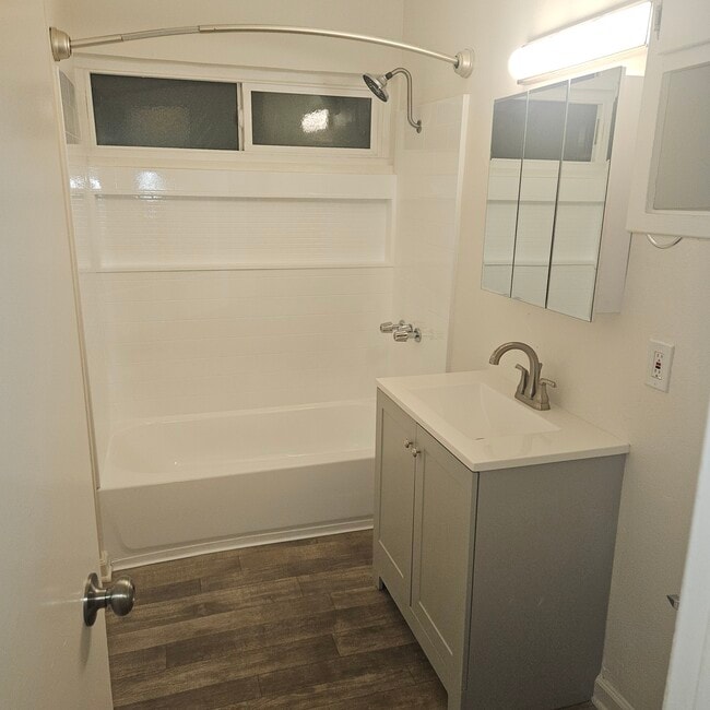 Photo - Gardena Capri Apartments