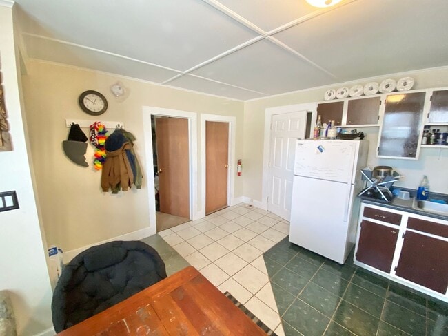 Photo - 156 Park St Unit 156