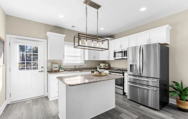 Photo - 900 62nd Ave N