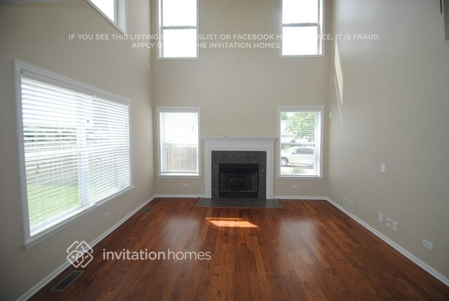 Photo - 621 Lake Plumleigh Way