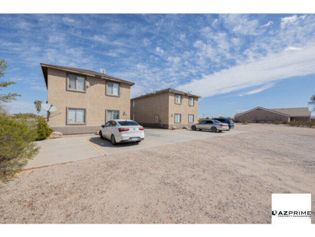 Building Photo - Delightful 3/2 Arizona City 4-Plex Unit fo... Rental