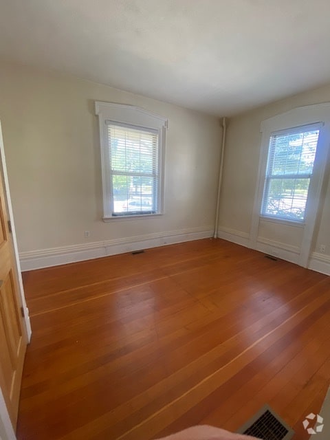 Building Photo - 90 Elm St Unit R Rental