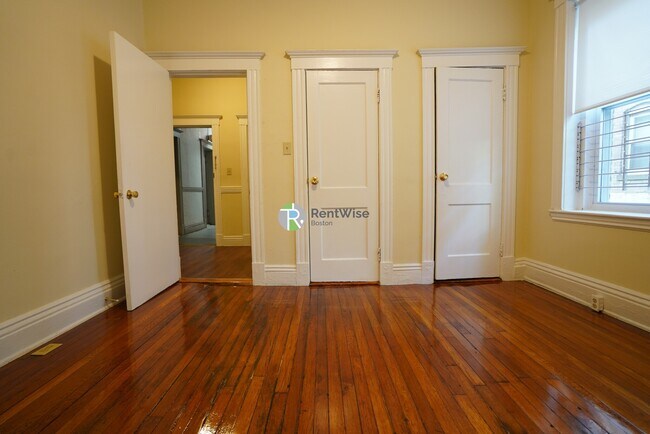 Photo - 161 Kelton St Unit 15