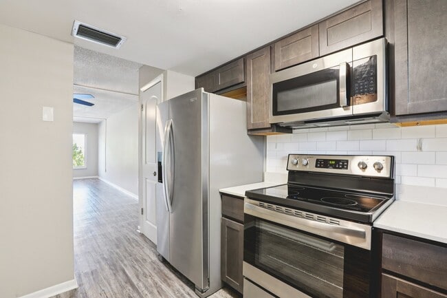 Sand Cove Apartments