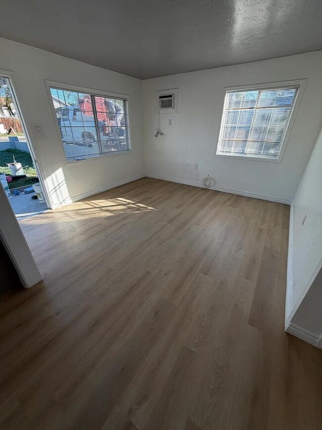 Photo - 41 Sanrive Ave