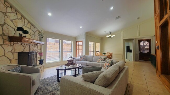 Photo - 4720 N 6th St