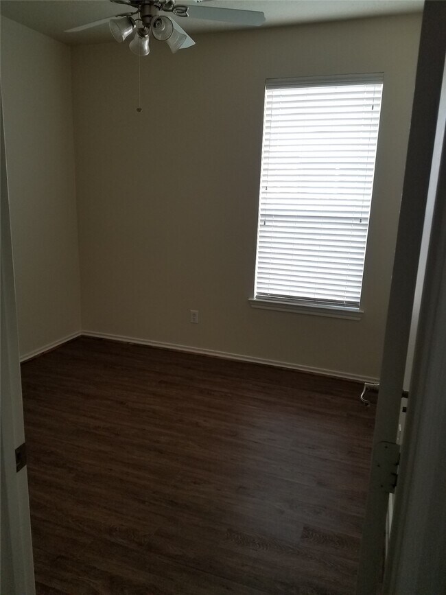 Photo - 25814 Orchard Knoll Ln
