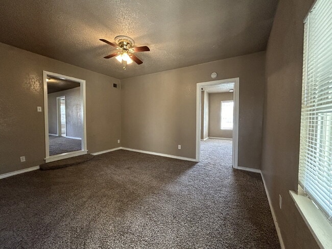 Photo - Beautiful Home Located Near Medical District & Tech Campus!