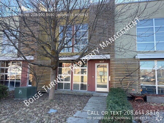 Building Photo - 2 Bed Broadway Ave Townhouse Near BSU!