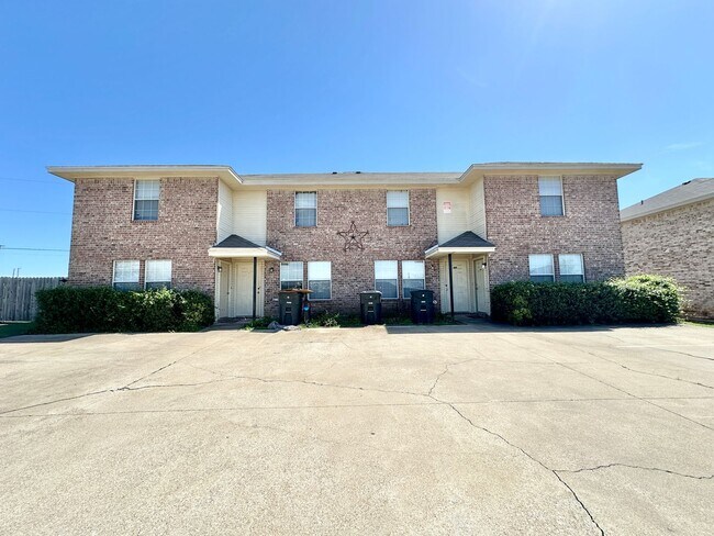 Photo - 5910 Greengate Dr Apartment Unit 5910 C Greengate