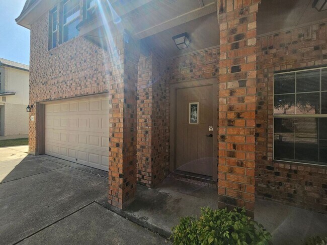 4302 Cessnock Dr