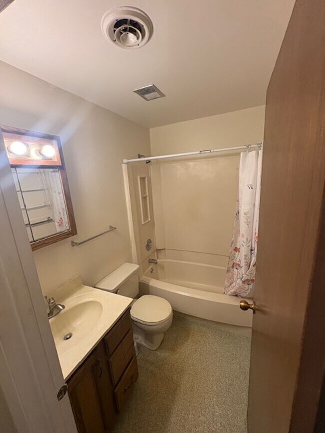 Photo - 200 Matilda St Unit 1
