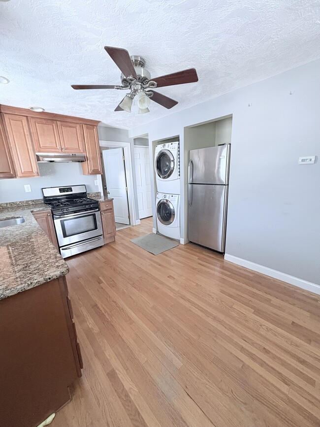 Building Photo - 6 Linwood St Unit #3 Linwood St. Saugus