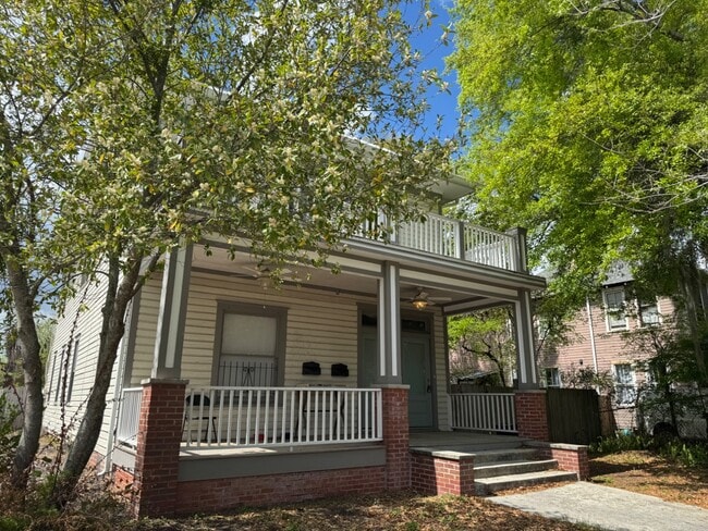 Building Photo - 2042 N Laura St