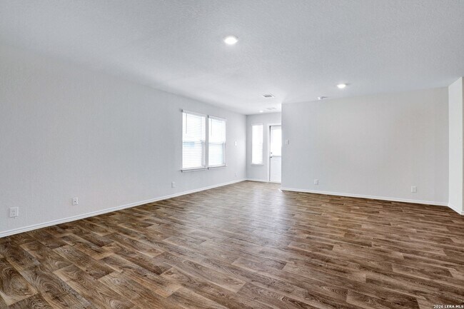 13512 Waxman Spark