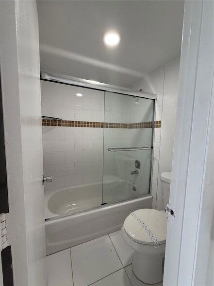 Photo - 17350 NW 68th Ave Unit 300-102A