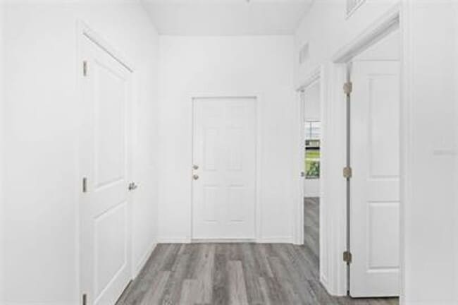 Photo - 1306 Saxony Cir