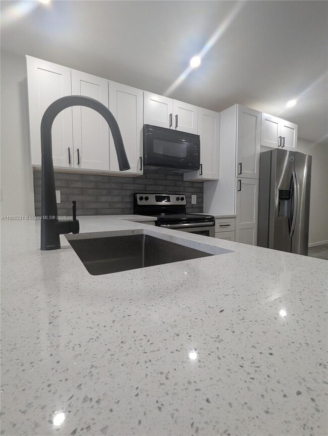 Photo - 5904 S Rue Rd