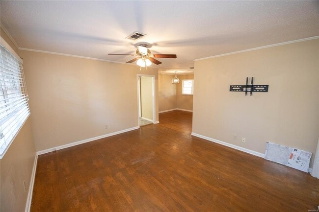 Photo - 3418 Milan Dr