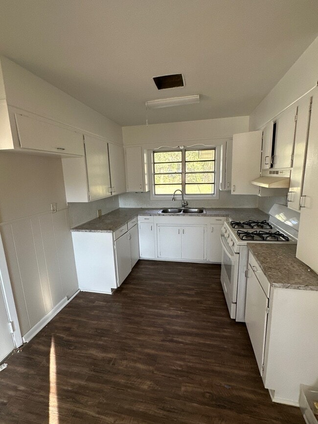 Photo - 316 Wallace Dean Rd