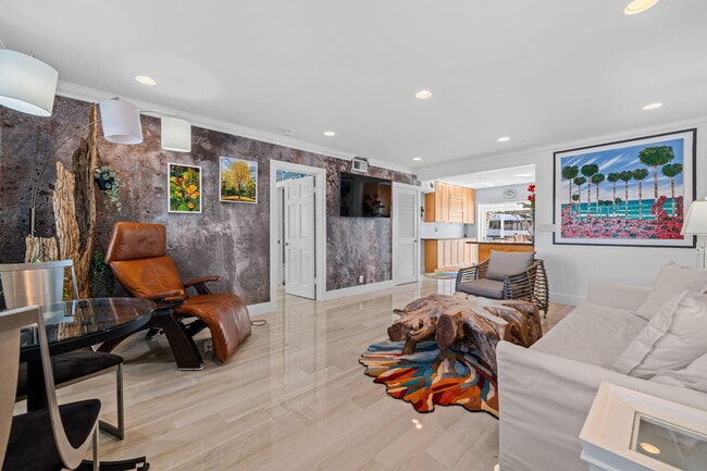 Photo - 1024 Bel Air Dr Unit 2