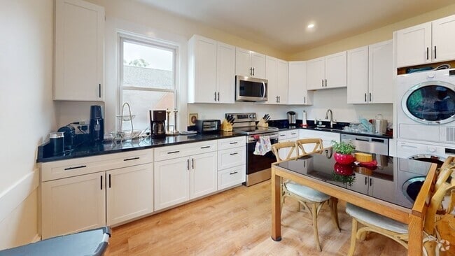 Building Photo - 27 Cypress St Unit 3 Rental