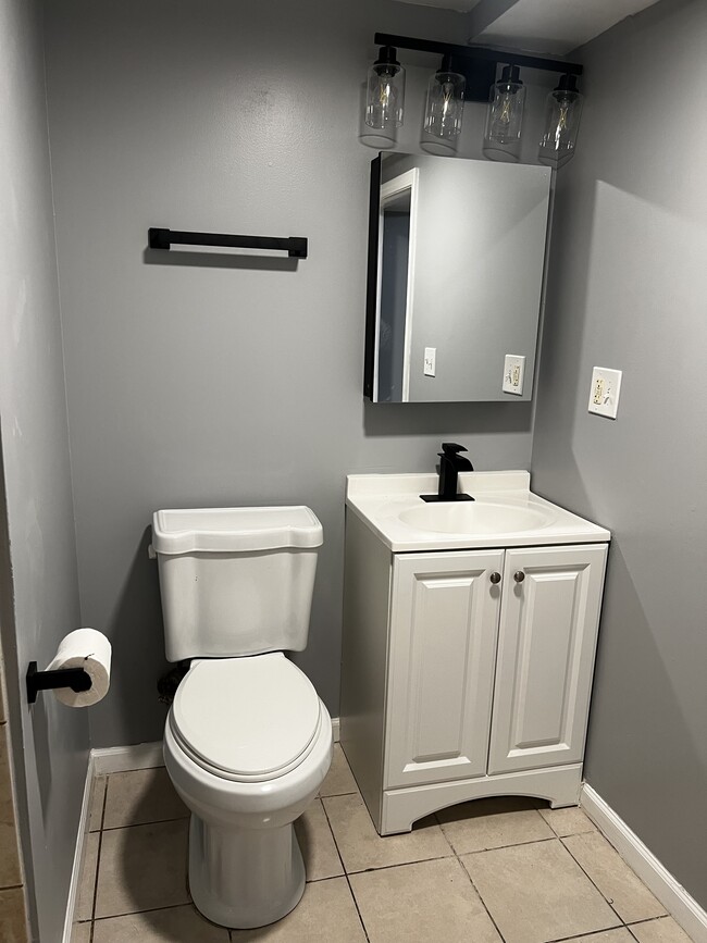 Photo - 5427 S Wabash Ave