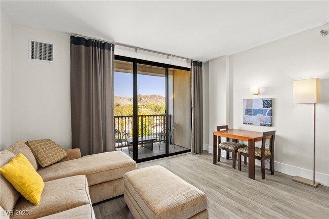 Building Photo - 29 Montelago Blvd Unit 447