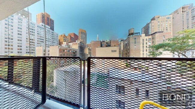 Building Photo - 165 E 35th St Unit 7C Rental