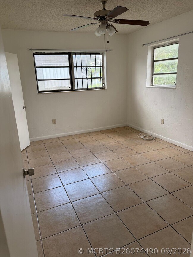 Photo - 15721 NW 39th Pl