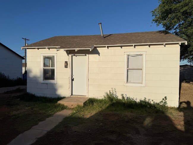Building Photo - 4511 Avenue G
