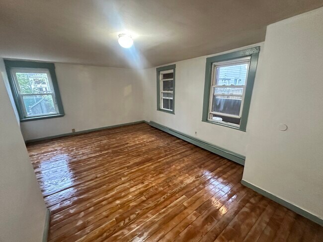Photo - 56 7th St Unit 1