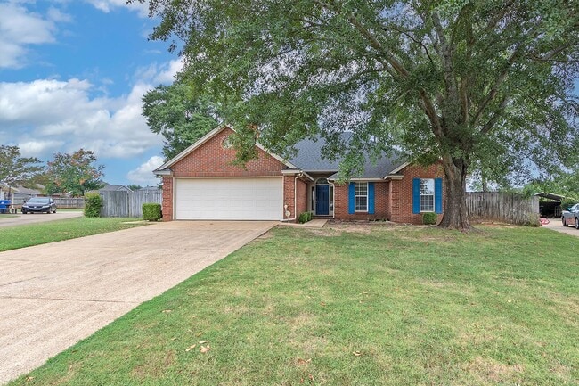 Building Photo - Prattville Rental available now!