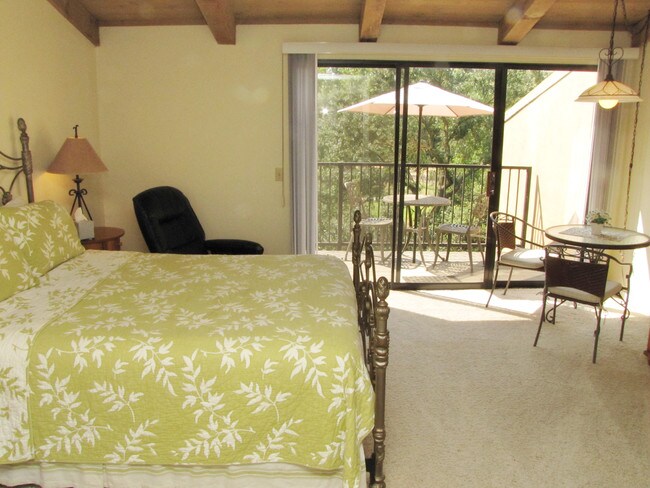 Oakbrook Apartments