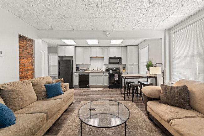 Photo - 1322 W 69th St Unit ID1061086P