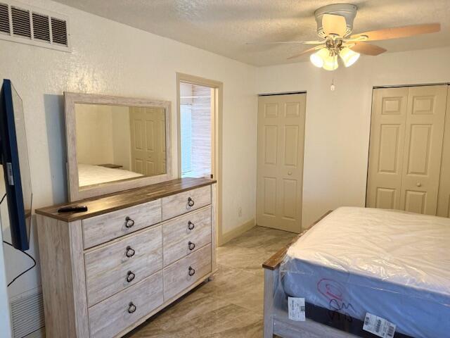 Photo - 641 Executive Center Dr Unidad P105