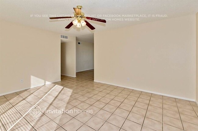 Photo - 6002 W Roanoke Ave