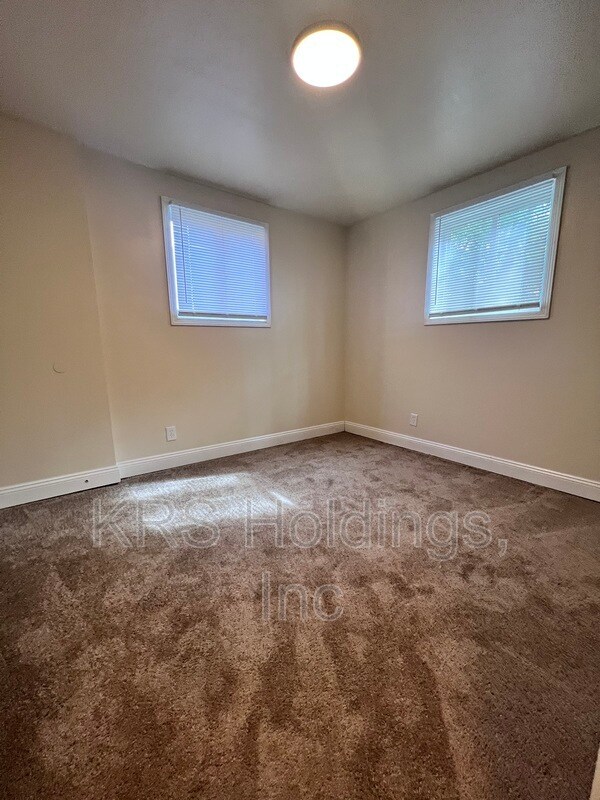 Photo - 2110 Phaup St Unidad A