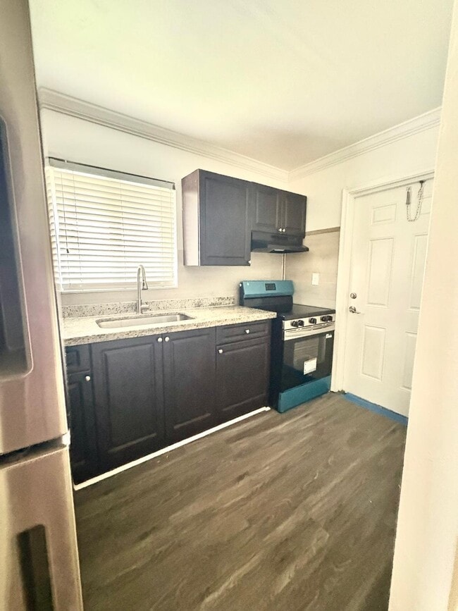 5901 NW 17th Pl Unit 204