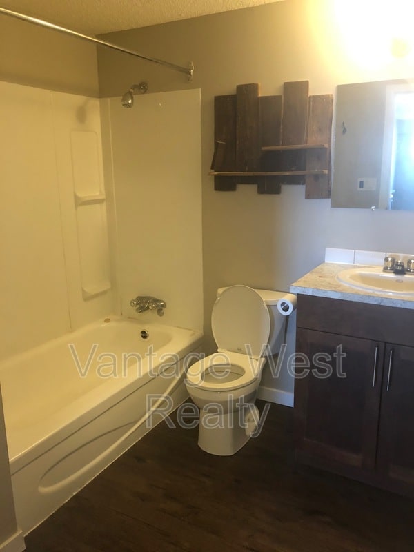 Photo - 235 Husch Rd