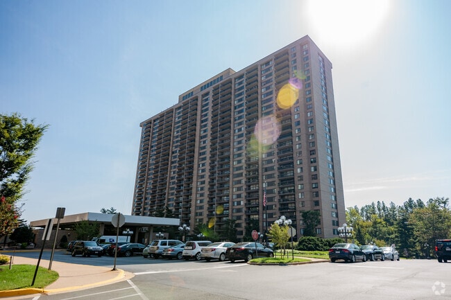 Building Photo - 3701 S George Mason Dr Unit 1218 Rental