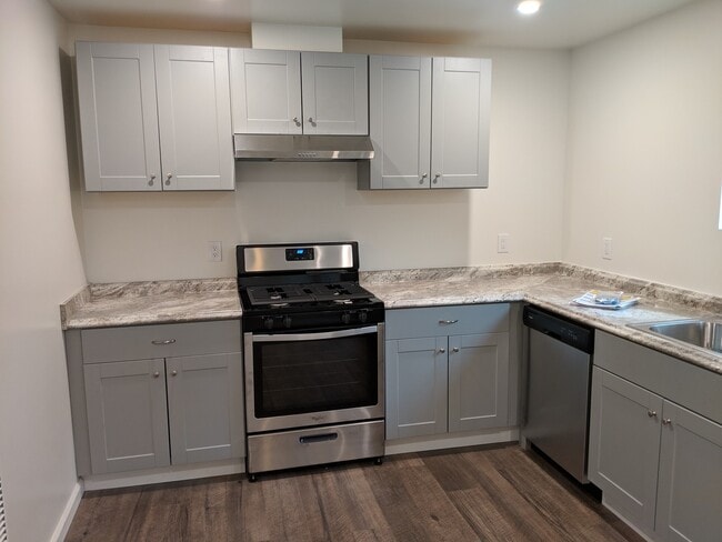 Photo - 184 Highland Dr Unit 184 B