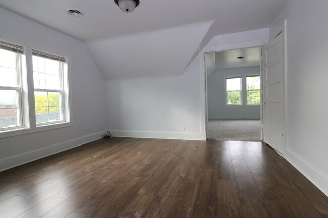 Sala de estar - 124 Proudfit St Unidad 3