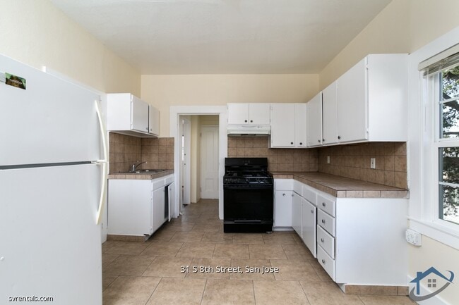 Photo - 31 S 8th St Unit 33