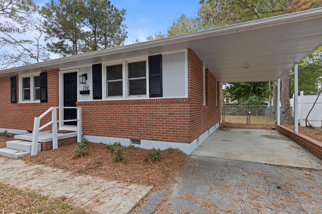 Photo - House for Rent in Jacksonville!