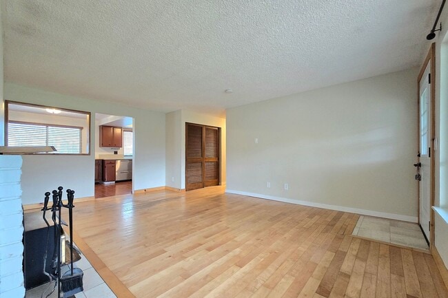 Photo - 3 Bedroom Home in Marysville Available Now!