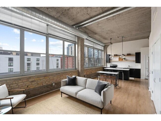 Building Photo - 521 S 7th St Unit 320 Rental