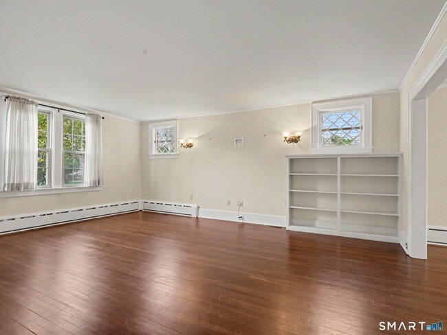 Photo - 14 Roosevelt St